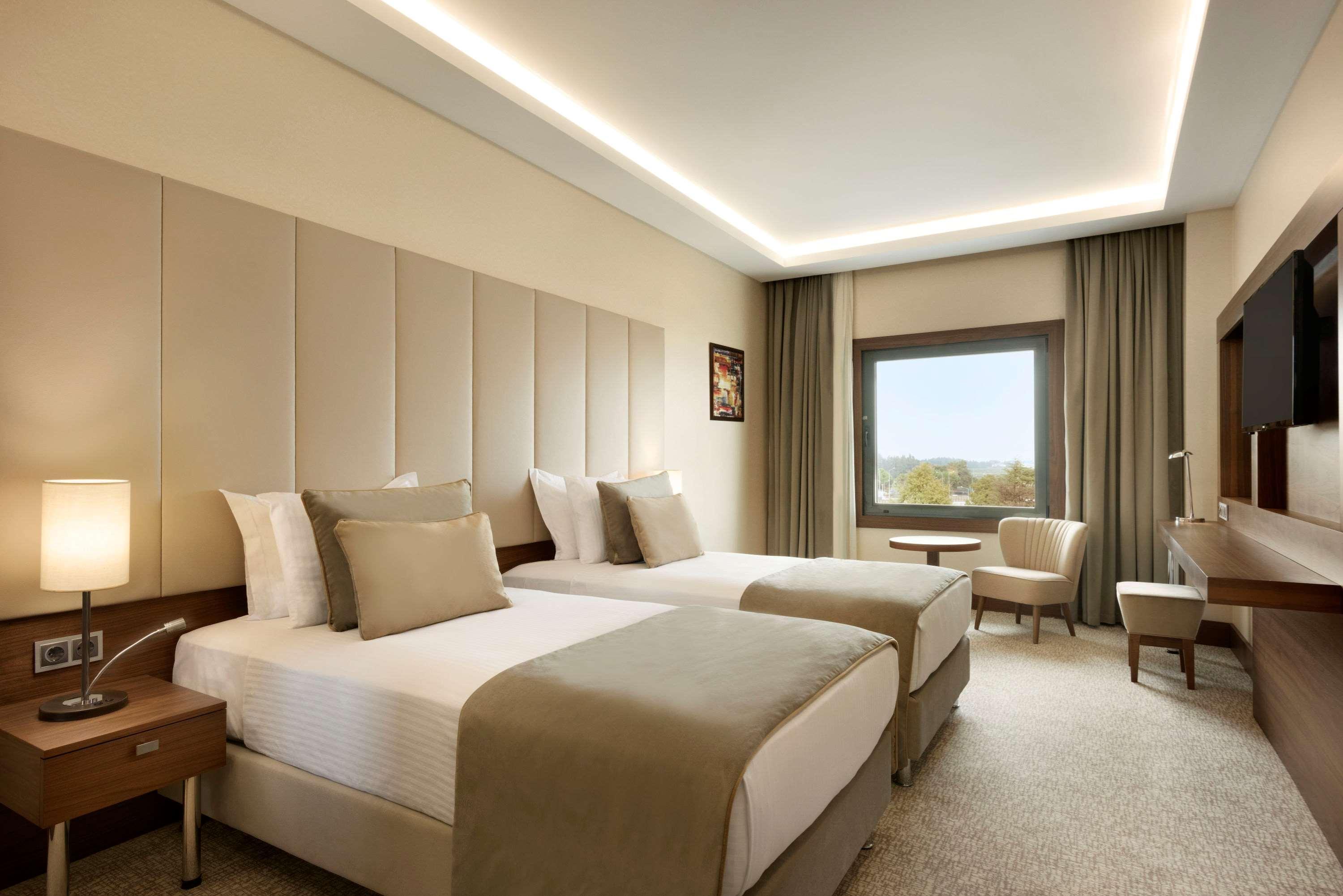 Hotel Ramada By Wyndham Yalova Yalova  Exterior foto